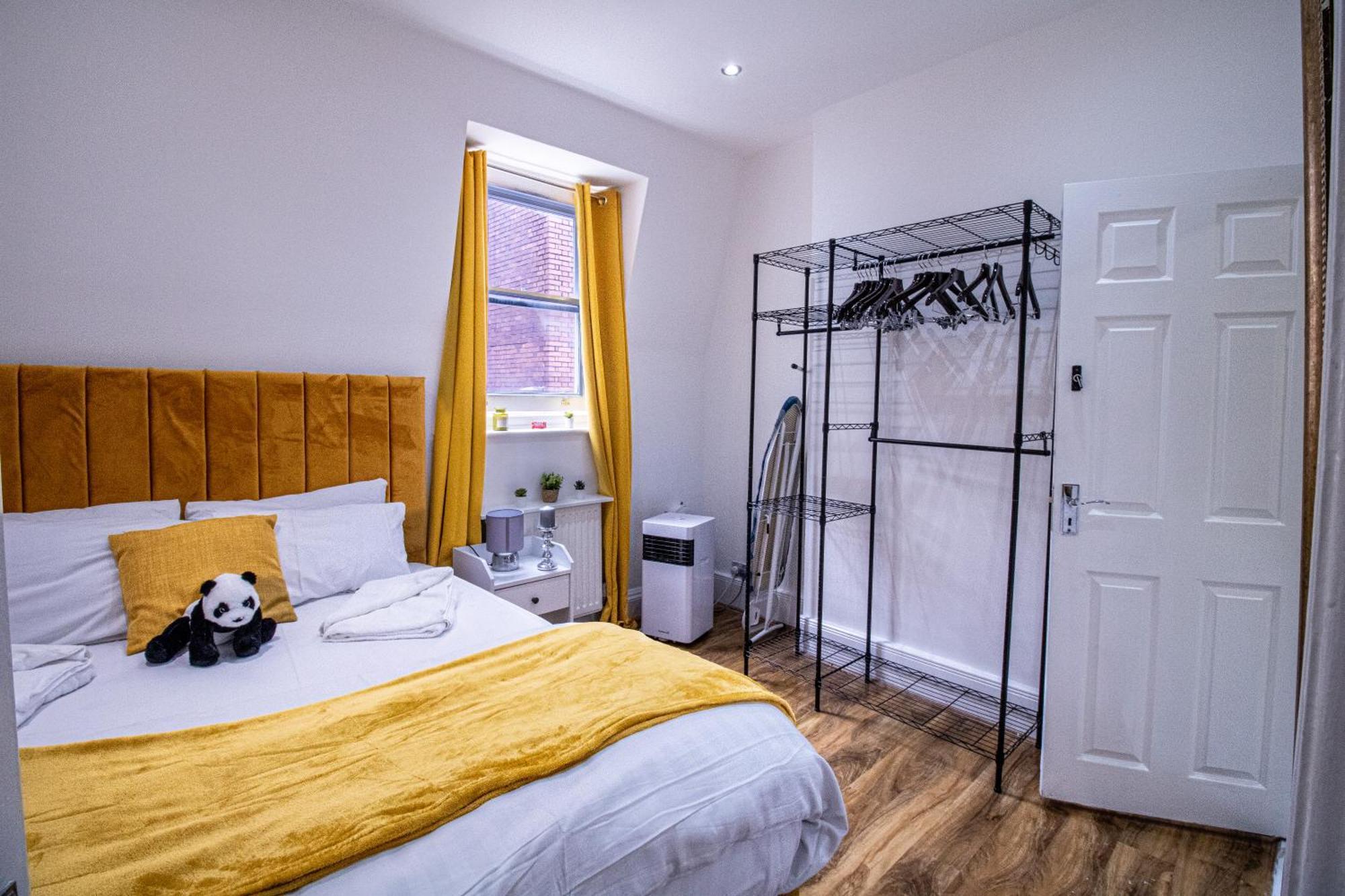 Luxurious Apartments On Oxford Street Лондон Экстерьер фото