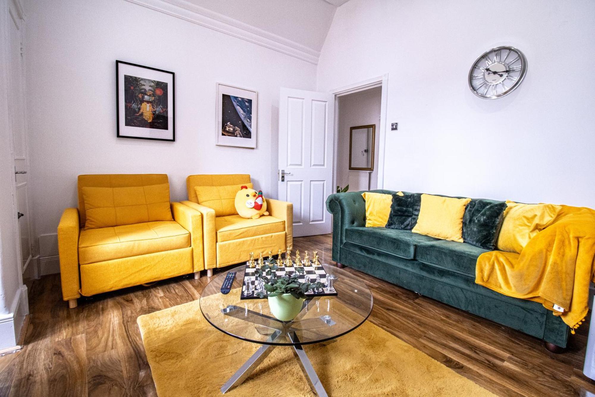 Luxurious Apartments On Oxford Street Лондон Экстерьер фото