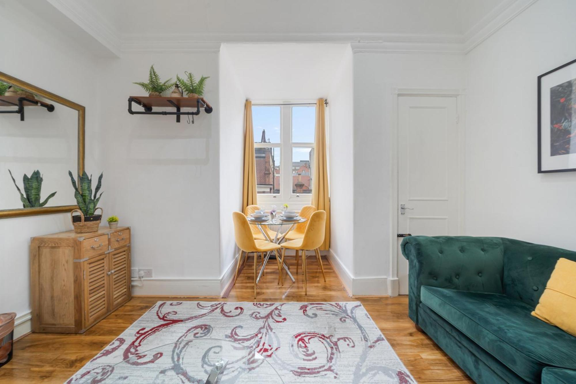 Luxurious Apartments On Oxford Street Лондон Экстерьер фото